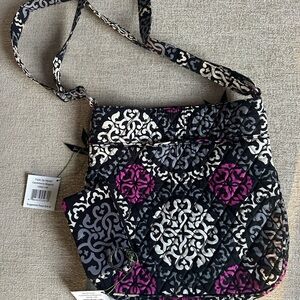 Vera Bradley Stylish Black and Pink Patterned Women's Bag & Wallet
